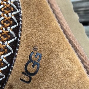 Ugg Tasman slippers